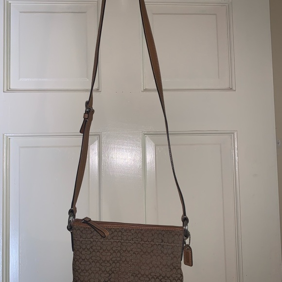 Purse - Picture 2 of 2